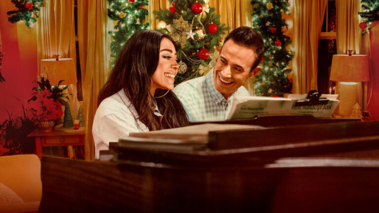 ‘Christmas With You’ Review: Netflix Brings Another Run-Of-The-Mill Christmas Movie